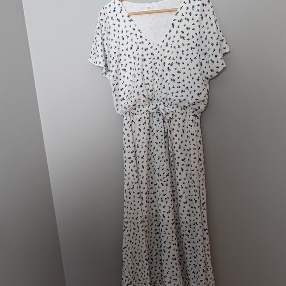 Sienna Sky White With Blue Floral Flutter Sleeve Belted Elastic Waist Midi Dress - Picture 2 of 8